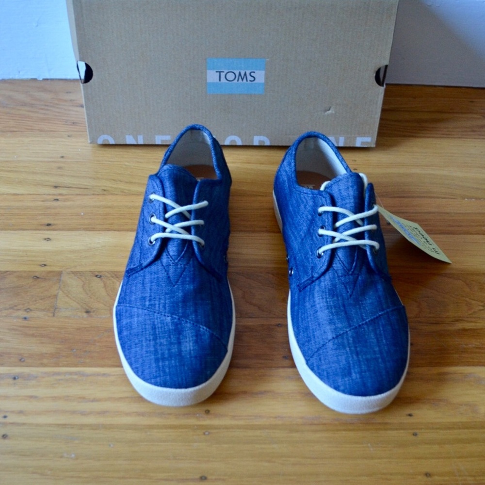 TOMS Men’s Chambray Canvas Lace Up Sneakers Shoes
